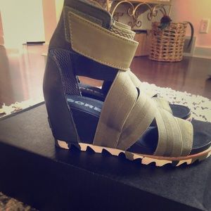 Brand New Sorel Sandals